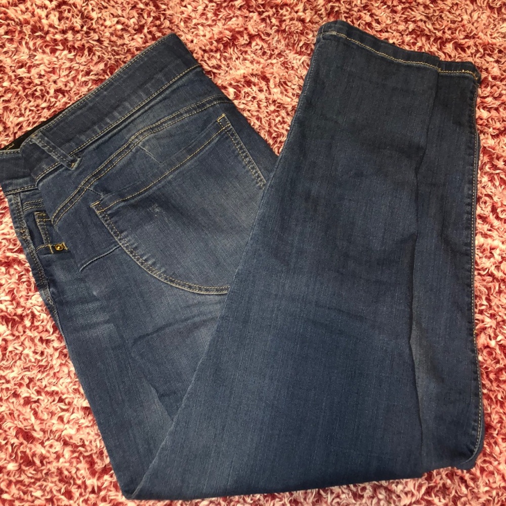 Non rip blue jeans